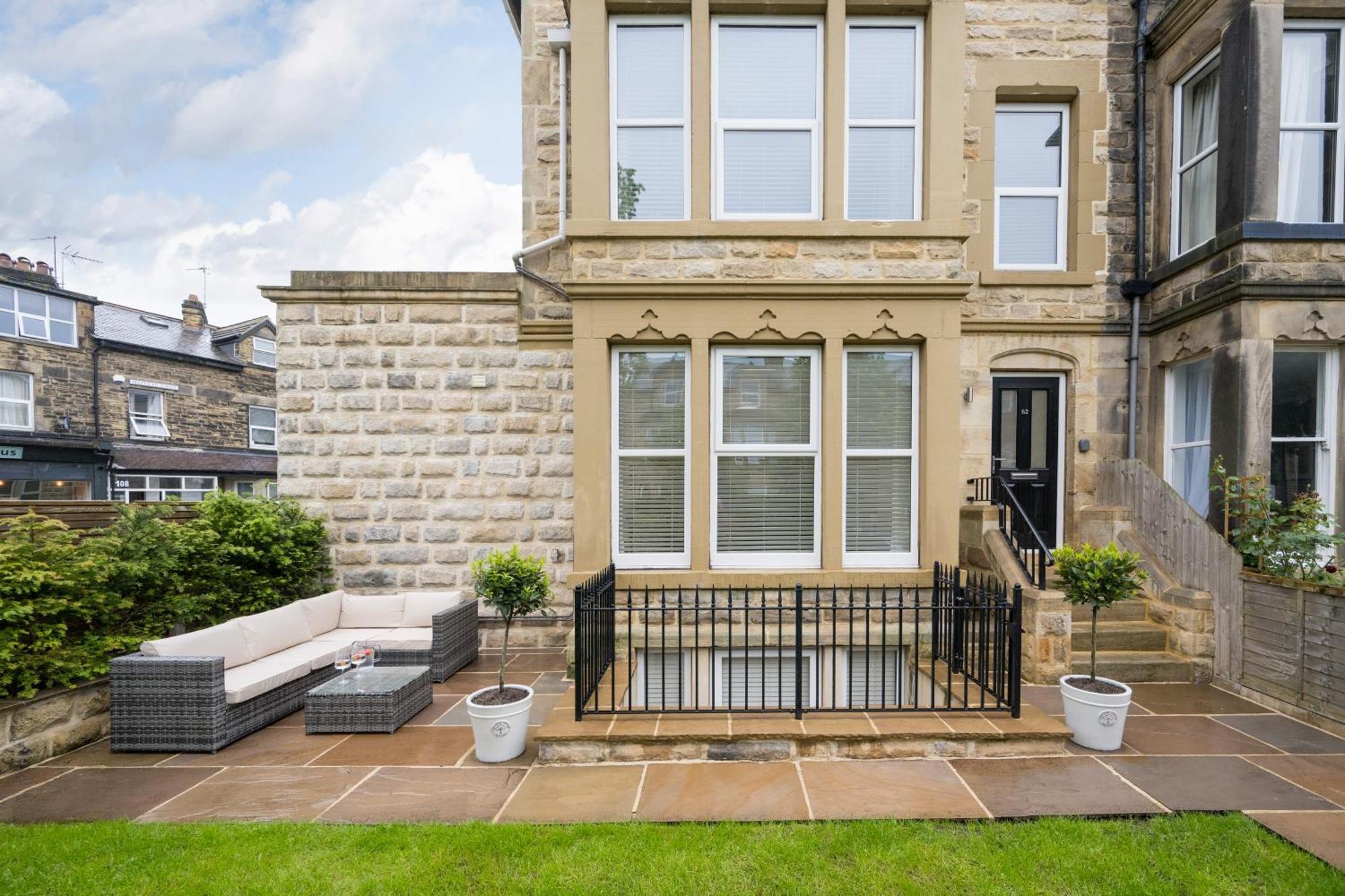 Sixtytwo By Serviced Apartment Harrogate